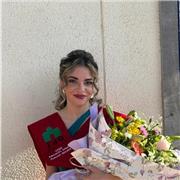 Educadora Infantil y estudiante de Educación Primaria , para enseñar cualquier materia .